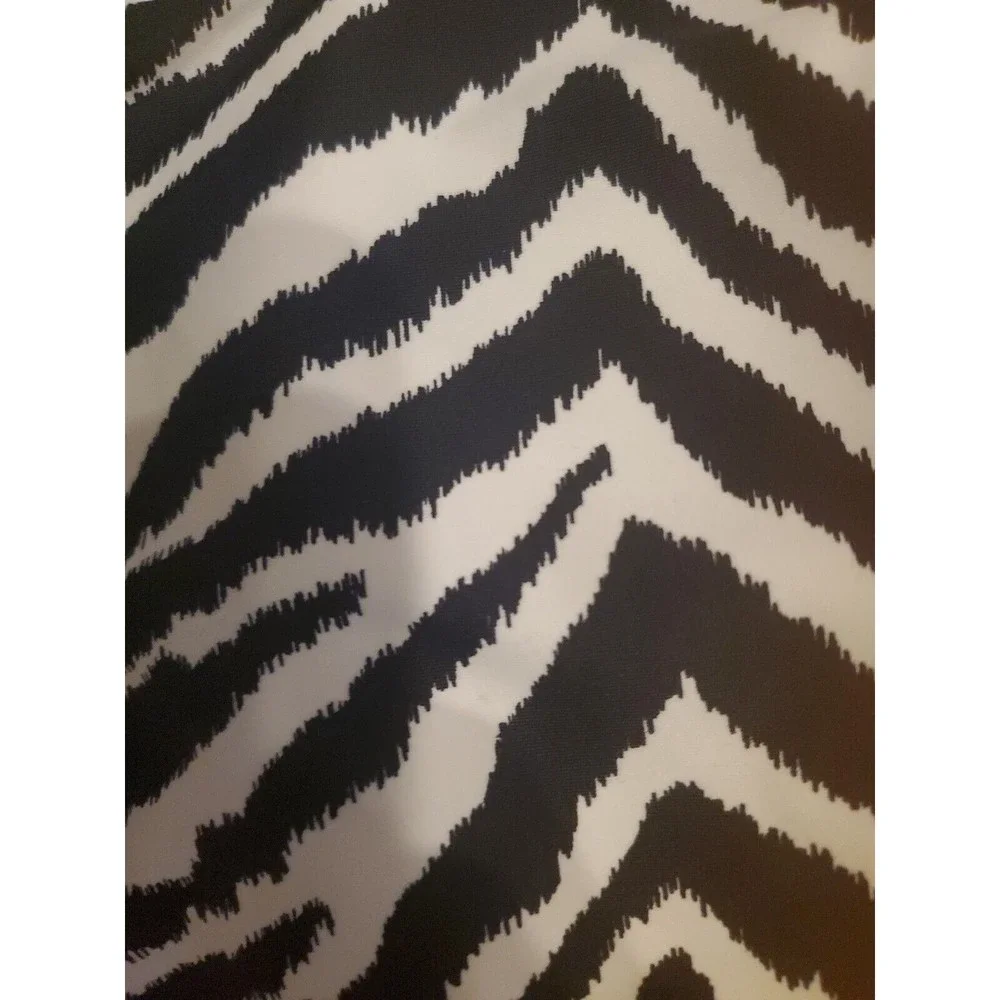 California Waves Plus Women's Bralette Size 22/24 Black White Animal Print Swim - Picture 4 of 12